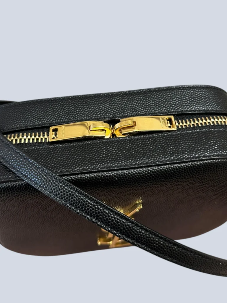 Borsa a tracolla Classic Monogram Camera Bag in pelle., foto 3 di 9